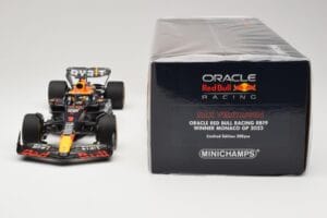 Red Bull Racing RB19 #1 M. Verstappen Winner Monaco GP 2023 Minichamps 1:18 110230701 Metaal — afbeelding 6 van 6