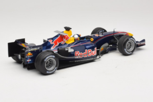 Red Bull RB1 Cosworth #15 C. Klien Red Bull Racing Showcar 2005 Minichamps 1:18 100050085 Metaal — afbeelding 2 van 7