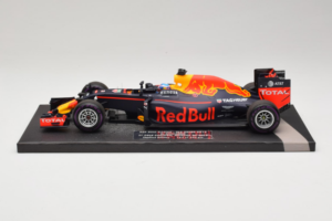 Red Bull RB12 Tag Heuer #3 D. Ricciardo Red Bull Racing 1st Pole Monaco Grand Prix 2016 Minichamps 1:18 117160103 Hars