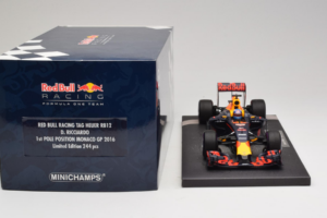Red Bull RB12 Tag Heuer #3 D. Ricciardo Red Bull Racing 1st Pole Monaco Grand Prix 2016 Minichamps 1:18 117160103 Hars — afbeelding 6 van 7