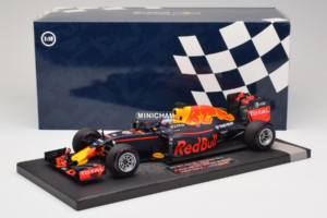 Red Bull RB12 Tag Heuer #3 D. Ricciardo Red Bull Racing 1st Pole Monaco Grand Prix 2016 Minichamps 1:18 117160103 Hars — afbeelding 7 van 7