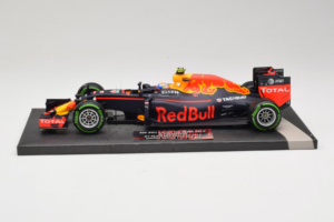 Red Bull RB12 Tag Heuer #33 M. Verstappen Red Bull Racing Showcar 2016 Minichamps 1:18 117161233 Hars