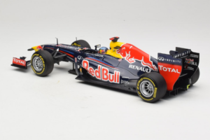 Red Bull RB8 Renault #1 S. Vettel Red Bull Racing Showcar 2012 Minichamps 1:18 110120071 Metaal — afbeelding 5 van 7