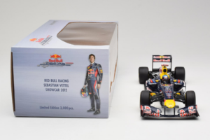 Red Bull RB8 Renault #1 S. Vettel Red Bull Racing Showcar 2012 Minichamps 1:18 110120071 Metaal — afbeelding 6 van 7