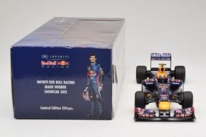 Red Bull RB9 Renault #2 M. Webber Infiniti Red Bull Racing Showcar 2013 Minichamps 1:18 110130072 Metaal — afbeelding 6 van 6