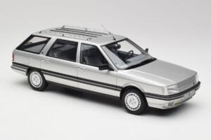 Renault 21 Nevada Zilver Metallic Otto 1:18 OT479 Hars — afbeelding 4 van 6