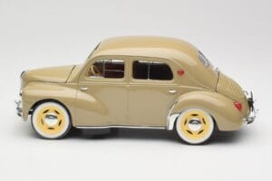 Renault 4CV Berline Gris Ardoise Solido 1:18 8059 Metaal — afbeelding 4 van 8