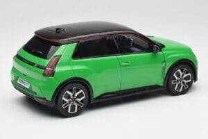 Renault 5 E-Tech Electric Pop Groen & Zwart Norev 1:18 185502 Metaal — afbeelding 3 van 8