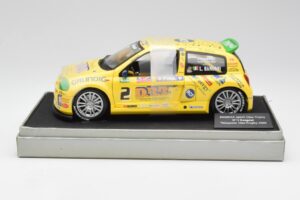 Renault Clio Sport #2 E. Rangoni Renault Clio Trophy Winner 2000 Universal Hobbies 1:18 7711218616 Metaal — afbeelding 3 van 6