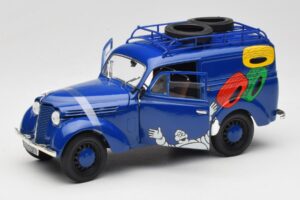 Renault Juvaquatre Michelin Blue Solido 1:18 82008 Metaal — afbeelding 2 van 8