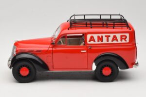 Renault Juvaquatre Utilitaire Rood Solido 1:18 8424 Metaal — afbeelding 4 van 8