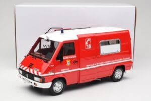 Renault Master T30 VSAB Brandweer Rood Otto 1:18 OT1107 Hars — afbeelding 6 van 6