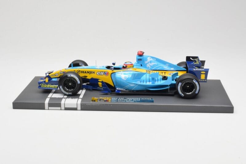 Renault R25 #5 F. Alonso 2nd Place British GP 2005 Minichamps 1:18 117051105 Metaal