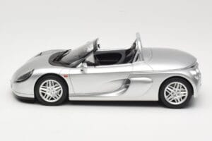 Renault Spider Zilver Otto 1:18 OT1142 Hars — afbeelding 3 van 6