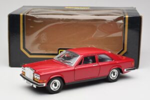 Rolls-Royce Camargue Rood Bburago 1:22 3001 Metaal — afbeelding 8 van 8