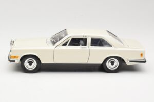 Rolls-Royce Camargue Wit Bburago 1:22 3001-M1 Metaal — afbeelding 4 van 8
