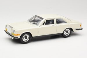 Rolls-Royce Camargue Wit Bburago 1:22 3001-M1 Metaal