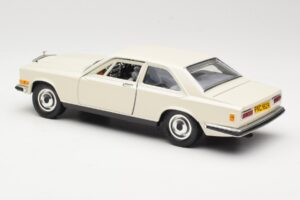 Rolls-Royce Camargue Wit Bburago 1:22 3001-M1 Metaal — afbeelding 7 van 8