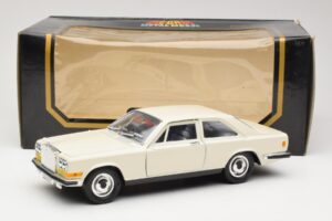 Rolls-Royce Camargue Wit Bburago 1:22 3001-M1 Metaal — afbeelding 8 van 8