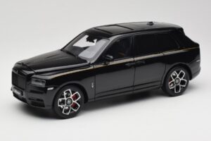 Rolls-Royce Cullinan Zwart Met Gold Coachline & Shadow Wheels OEM 1:18 028-15A Metaal