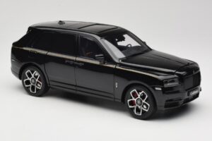 Rolls-Royce Cullinan Zwart Met Gold Coachline & Shadow Wheels OEM 1:18 028-15A Metaal — afbeelding 6 van 8