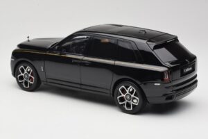 Rolls-Royce Cullinan Zwart Met Gold Coachline & Shadow Wheels OEM 1:18 028-15A Metaal — afbeelding 7 van 8