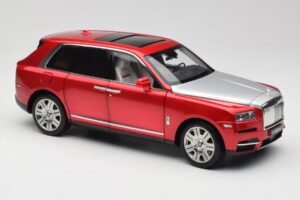 Rolls-Royce Cullinan Rood Met Shadow Wheels OEM 1:18 028-18A Metaal — afbeelding 6 van 8