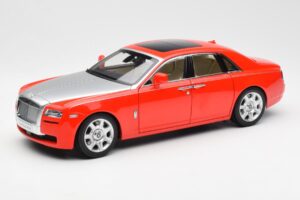 Rolls-Royce Ghost Rood & Zilver Kyosho 1:18 008802RS Metaal