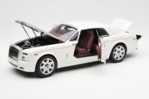 Rolls-Royce Phantom Coupe English Wit Zilver Kyosho 1:18 08861EW Metaal — afbeelding 2 van 8