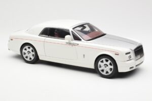 Rolls-Royce Phantom Coupe English Wit Zilver Kyosho 1:18 08861EW Metaal — afbeelding 6 van 8