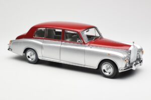 Rolls-Royce Phantom VI Zilver Rood Kyosho 1:18 08905SR Metaal — afbeelding 6 van 8