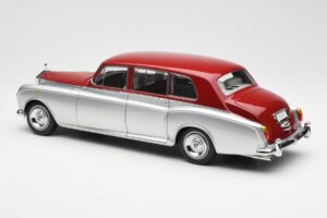 Rolls-Royce Phantom VI Zilver Rood Kyosho 1:18 08905SR Metaal — afbeelding 7 van 8