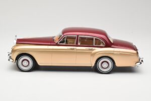 Rolls-Royce Silver Cloud III Flying Spur H.J. Mulliner Rood & Goud MCG 1:18 MCG18132 Metaal — afbeelding 3 van 6
