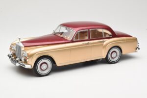 Rolls-Royce Silver Cloud III Flying Spur H.J. Mulliner Rood & Goud MCG 1:18 MCG18132 Metaal
