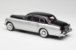 Rolls-Royce Silver Cloud III Mulliner Zilver & Zwart MCG 1:18 MCG18128 Metaal — afbeelding 5 van 6