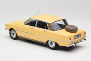 Rover 3500 V8 P6 Crème MCG 1:18 MCG18046 Metaal — afbeelding 5 van 6