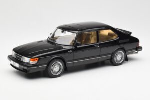 Saab 900 Turbo Zwart MCG 1:18 MCG18338 Metaal