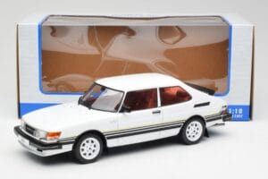 Saab 900 Turbo Wit MCG 1:18 MCG18339 Metaal — afbeelding 6 van 6