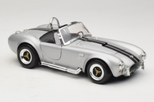 Shelby Cobra 427S/C Zilver Met Zwarte Strepen Road Signature 1:18 92058 Metaal — afbeelding 6 van 8