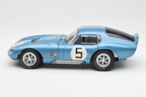Shelby Cobra Daytona Coupe #5 D. Gurney / B. Bondurant 24 Hours of Le Mans 1964 Exoto 1:18 135190555498 Metaal — afbeelding 4 van 8