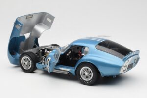 Shelby Cobra Daytona Coupe #5 D. Gurney / B. Bondurant 24 Hours of Le Mans 1964 Exoto 1:18 135190555498 Metaal — afbeelding 5 van 8