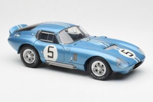 Shelby Cobra Daytona Coupe #5 D. Gurney / B. Bondurant 24 Hours of Le Mans 1964 Exoto 1:18 135190555498 Metaal — afbeelding 6 van 8