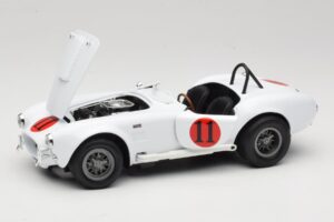 Shelby Cobra 427 S/C Wit Auto World 1:18 AWSS104 Metaal — afbeelding 2 van 8