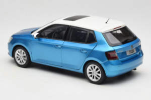 Skoda Fabia Mk3 Blauw OEM 1:18 ZSF000004BLA Metaal — afbeelding 7 van 8