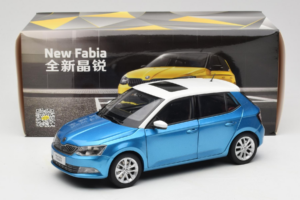 Skoda Fabia Mk3 Blauw OEM 1:18 ZSF000004BLA Metaal — afbeelding 8 van 8