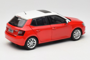 Skoda Fabia Mk3 Rood OEM 1:18 ZSF00004ROT Metaal — afbeelding 3 van 8