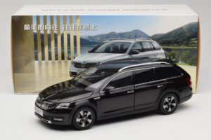 Skoda Octavia Mk4 Combi Bruin Paudi Model 1:18 ZMR000005BRA Metaal — afbeelding 8 van 8