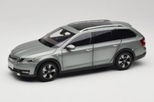 Skoda Octavia Mk4 Combi Groen Paudi Model 1:18 ZMR000005GRU Metaal