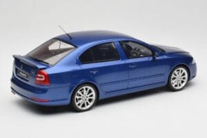 Skoda Octavia RS 1Z Race Blue Metallic Otto 1:18 OT478 Hars — afbeelding 2 van 6