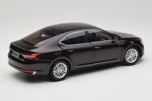 Skoda Superb Mk3 Zwart Paudi Model 1:18 ZSS000006BLA Metaal — afbeelding 3 van 8